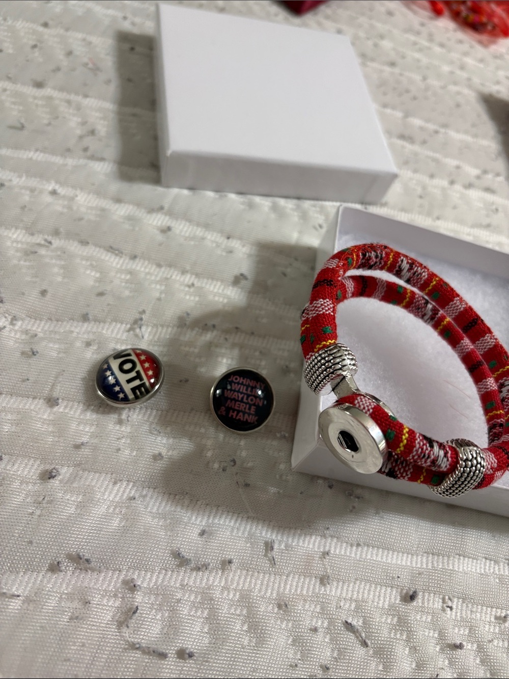 SNAP Bracelet Red and Silver Woven Bracelet small size. Takes 20 m gingersnaps - Picture 5 of 11